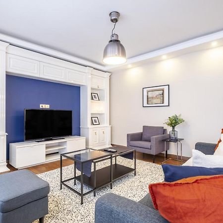 Apartmán Captivating Flat With Balcony Near Besiktas Pier Istanbulská provincie Exteriér fotografie