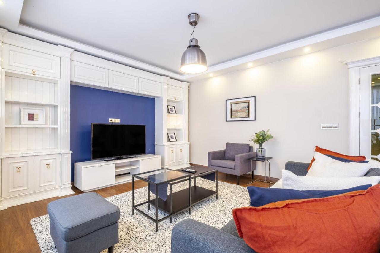 Apartmán Captivating Flat With Balcony Near Besiktas Pier Istanbulská provincie Exteriér fotografie