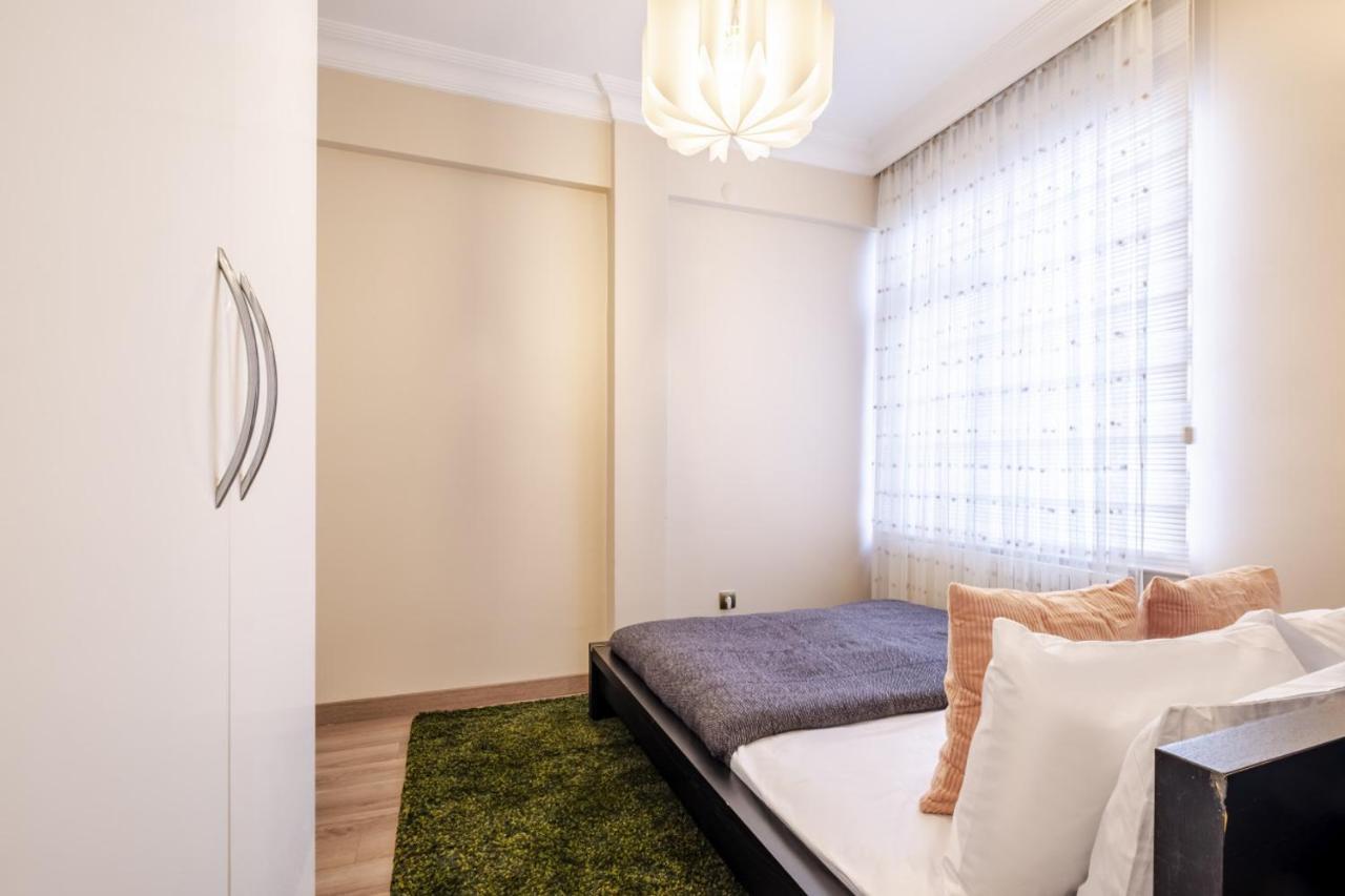 Apartmán Captivating Flat With Balcony Near Besiktas Pier Istanbulská provincie Exteriér fotografie